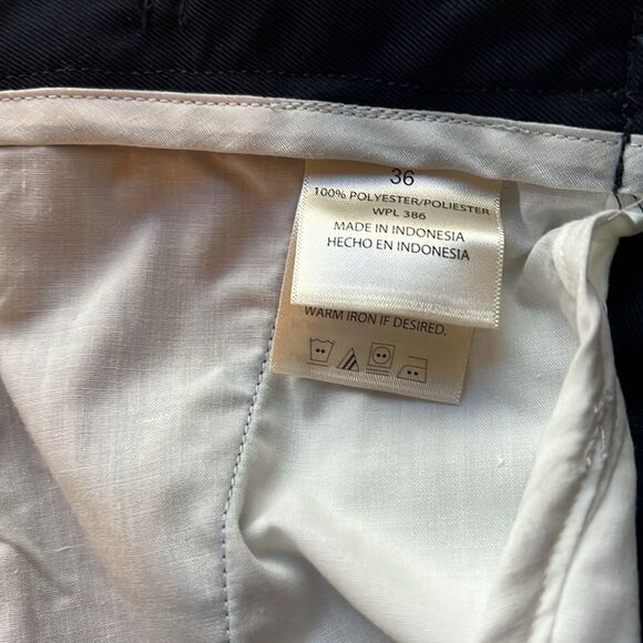 HaggarMens Shorts Navy Size 36W Expandable Waist Moisture Wicking Pleated Pocket - Picture 9 of 11